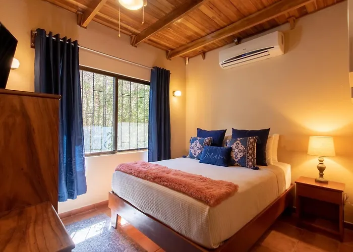 Cozy Casita - 4 Min Walk To The Сasa de vacaciones